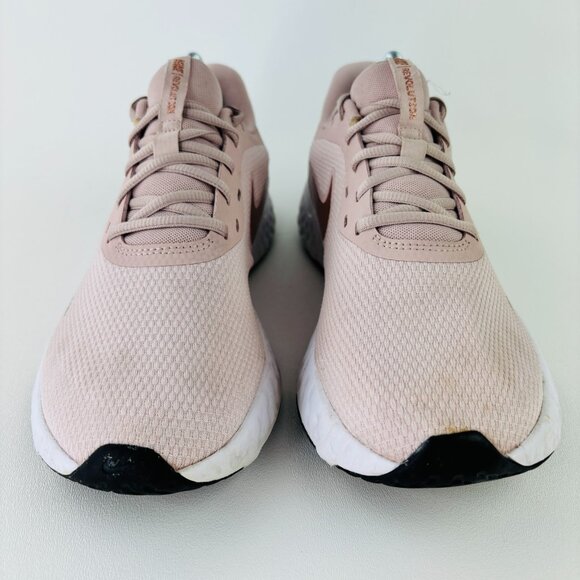 Nike Women's Size 11 Revolution 5 Running Shoe, Barely Rose Pink BQ3207-600 - Picture 3 of 13